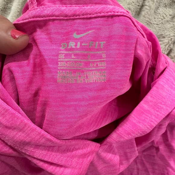 Nike Dri-Fit Pink Ruffle Hoodie Top - Girls Size L (6X/6) - NWOT - Picture 2 of 3
